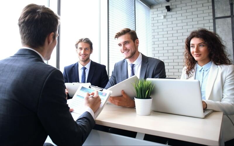 Hiểu rõ yêu cầu của ngành dịch vụ đối với CV xin việc của ứng viên
